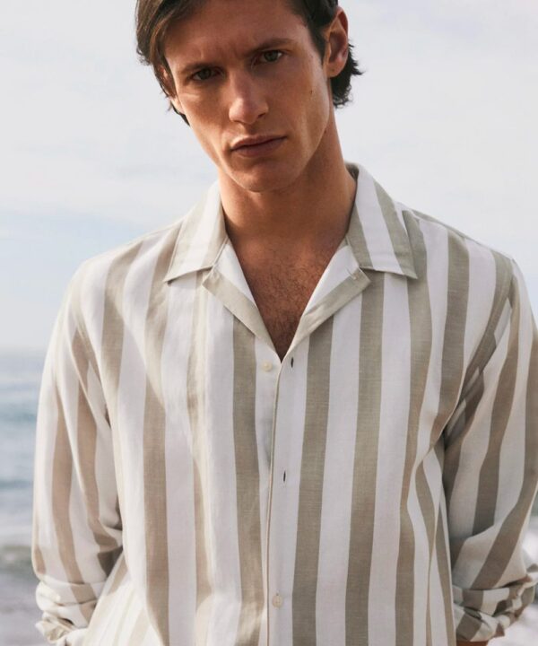 Striped bowling fluid shirt